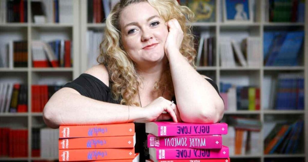 Colleen Hoover Net Worth